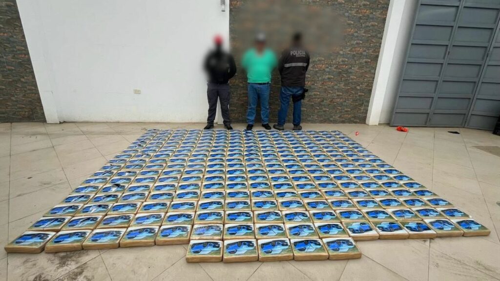 Droga decomisada en El Carmen tendría un valor de 15 millones de dólares en el mercado internacional