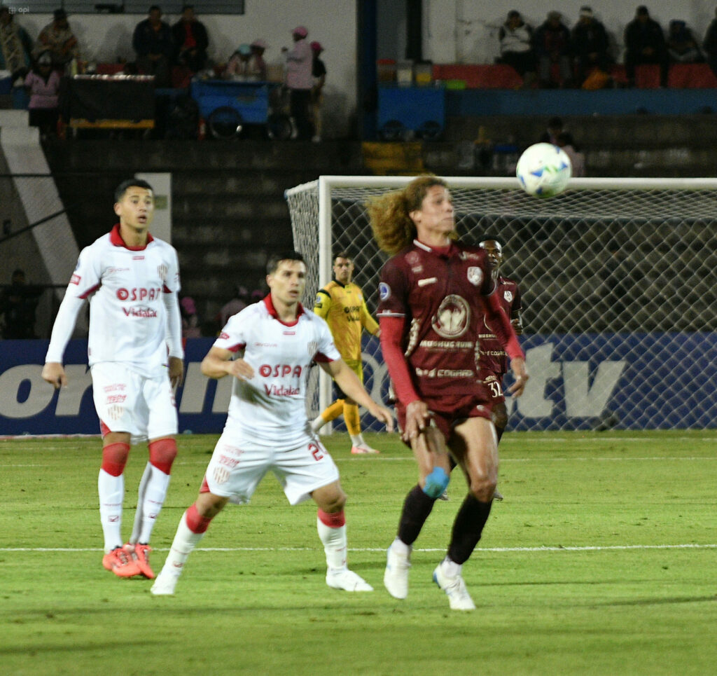 Mushuc Runa buscará este martes su pase a octavos de final ante Unión en el 15 de Abril.