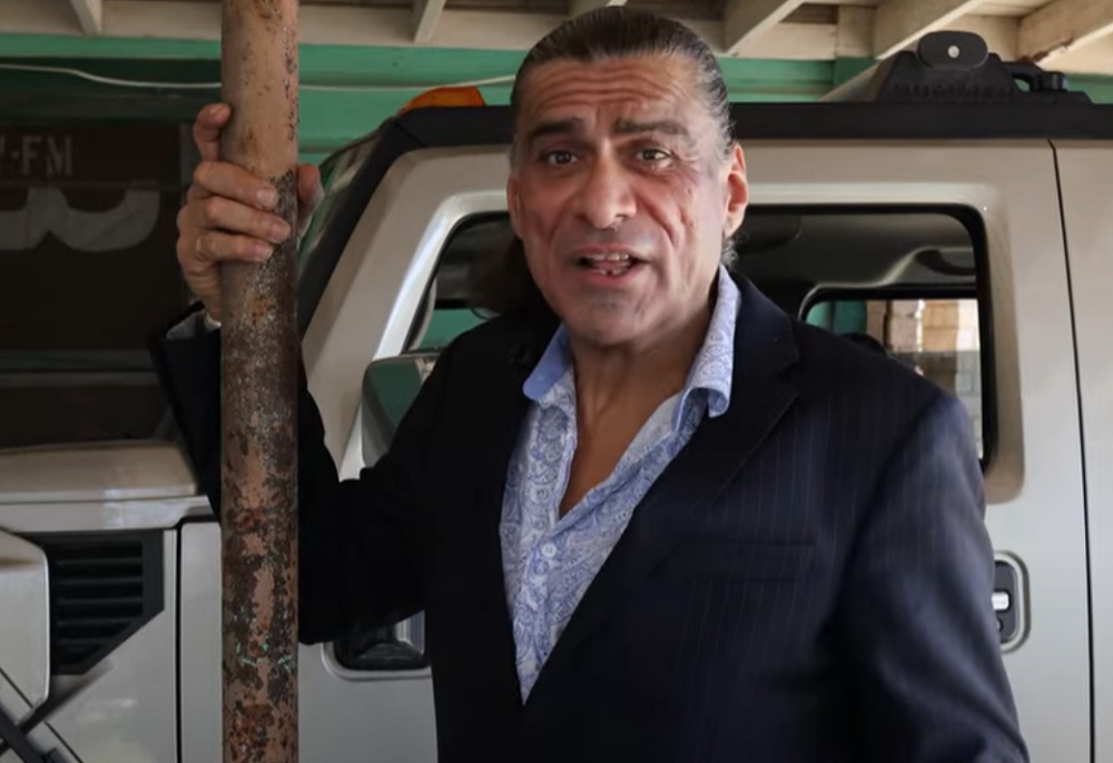 Jonathan Joss, actor estadounidense reconocido por interpretar a John Redcorn en la serie animada King of the Hill, murió baleado.