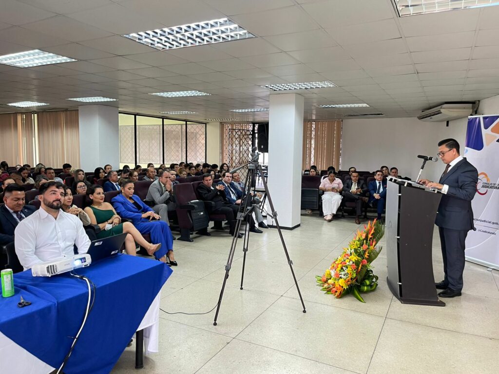 Nueve servidores judiciales fueron destituidos en Santo Domingo de los Tsáchilas en el 2024