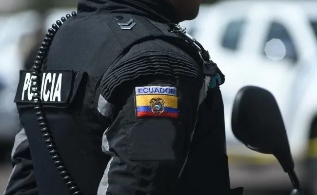 Una mujer en Cayambe, denunció que le exigieron dinero para devolverle su motocicleta, ahora hay dos acusados por concusión.