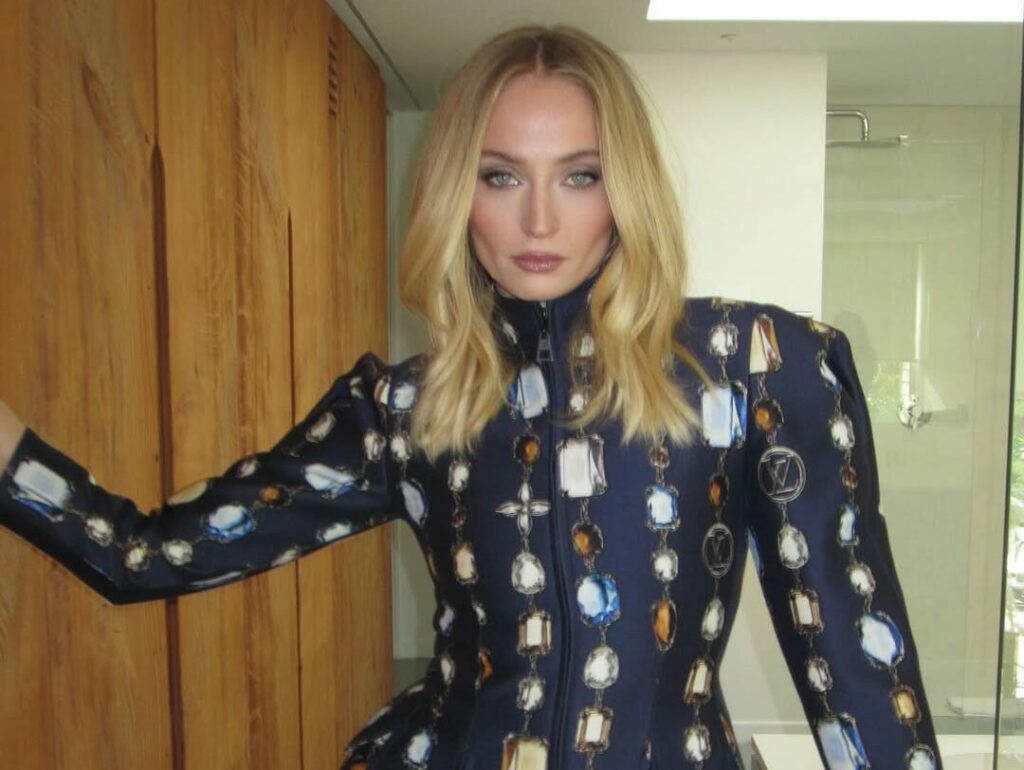 Sophie Turner se sincera: de su infancia a los retos tras “Game of Thrones”