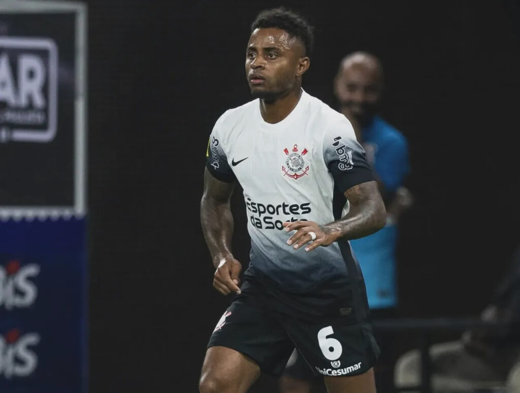 El ecuatoriano Diego Palacios alistaría su regreso a la MLS tras un año para el olvido en el Corinthians de Brasil