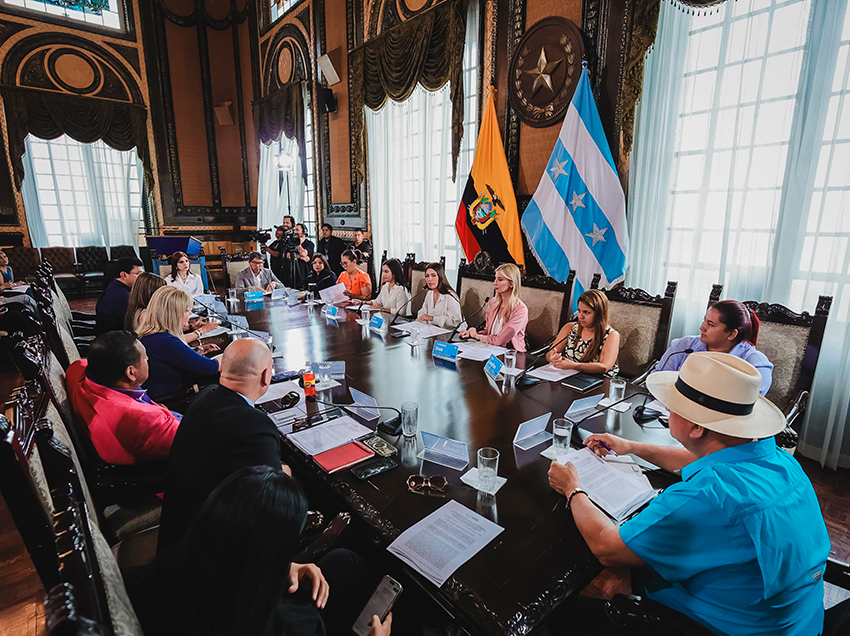 El Municipio de Guayaquil aprobó dos ordenanzas clave para cambio de uso de suelo en la Vía a la Costa y la prórroga de una liquidación.