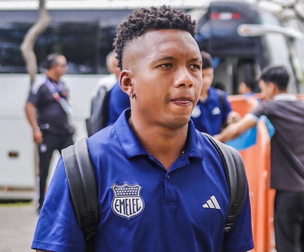 Jhon Jairo Sánchez deja Emelec y jugará en Guaraní de Paraguay