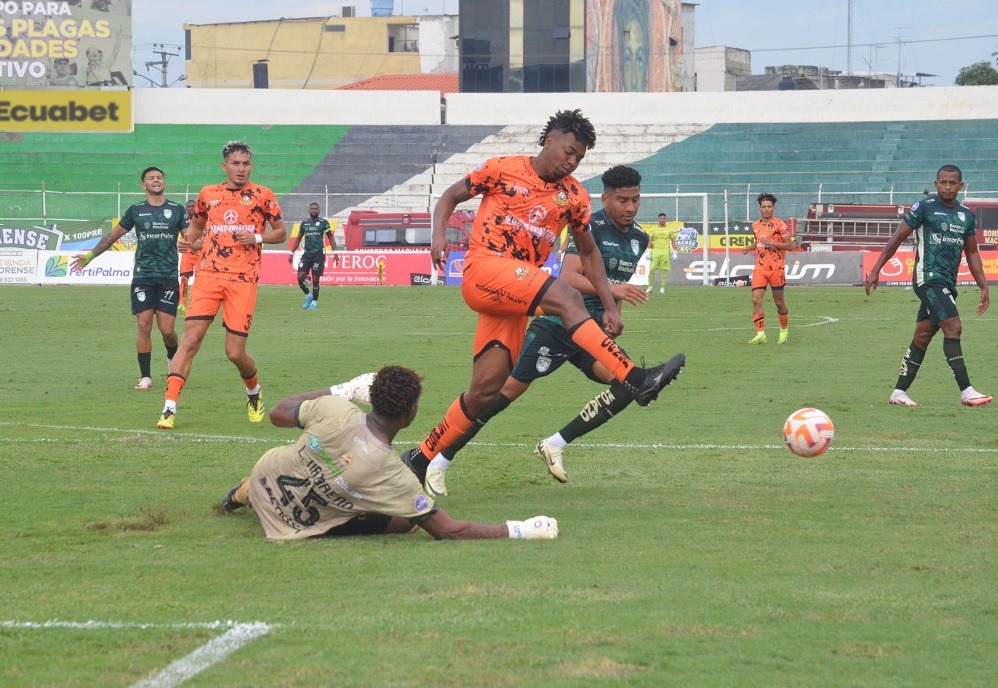 Libertad FC sorprendió a Orense al derrotarlo 0-1 en el estadio 9 de Mayo, en un encuentro disputado por la Liga Ecuabet.