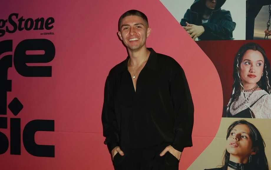 Álex Ponce hace historia: primer ecuatoriano nominado a los Premios Juventud 2025