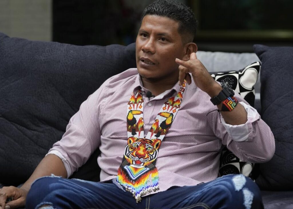 A Manuel Ranoque, padrastro de los niños indígenas que sobrevivieron 40 días en la selva colombiana lo condenaron a 32 años de prisión