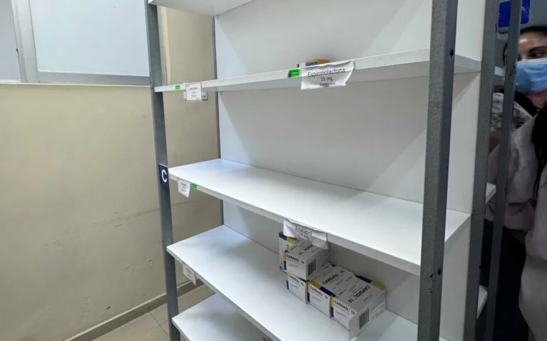 Asamblea y Gobierno responden a crisis sanitaria detectada en hospitales de Santo Domingo