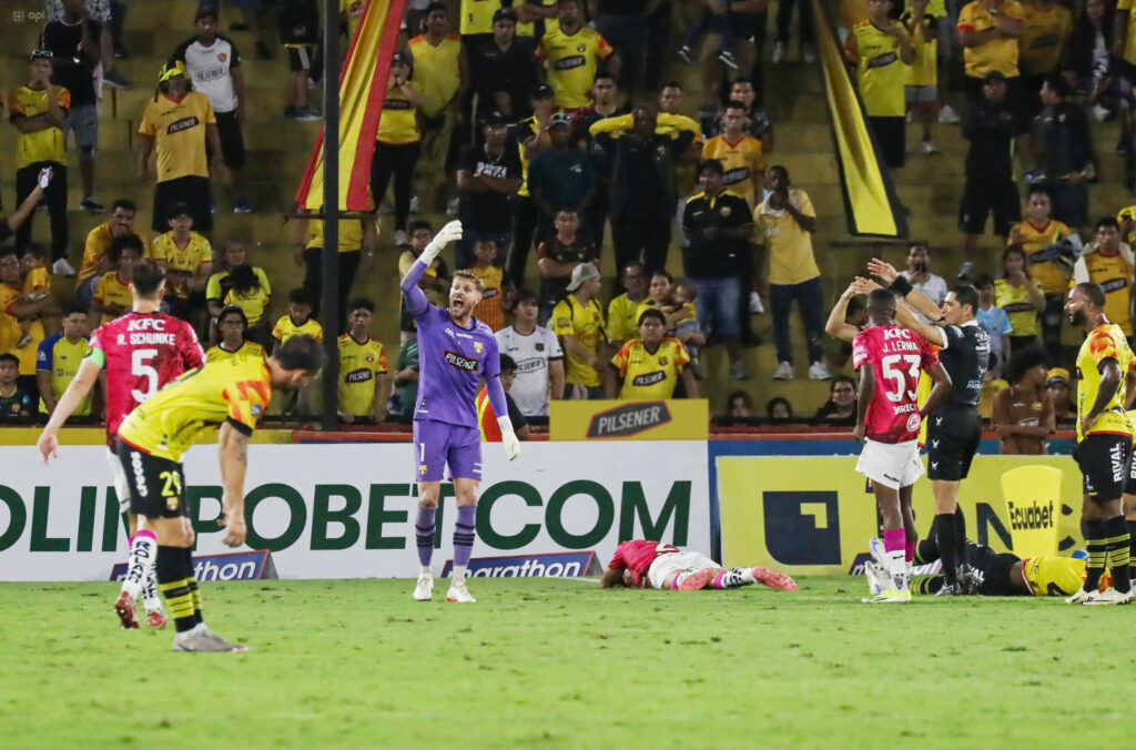 Barcelona enfrenta plazo límite para pagar deuda con Javiar Burrai y evitar sanción de puntos en LigaPro