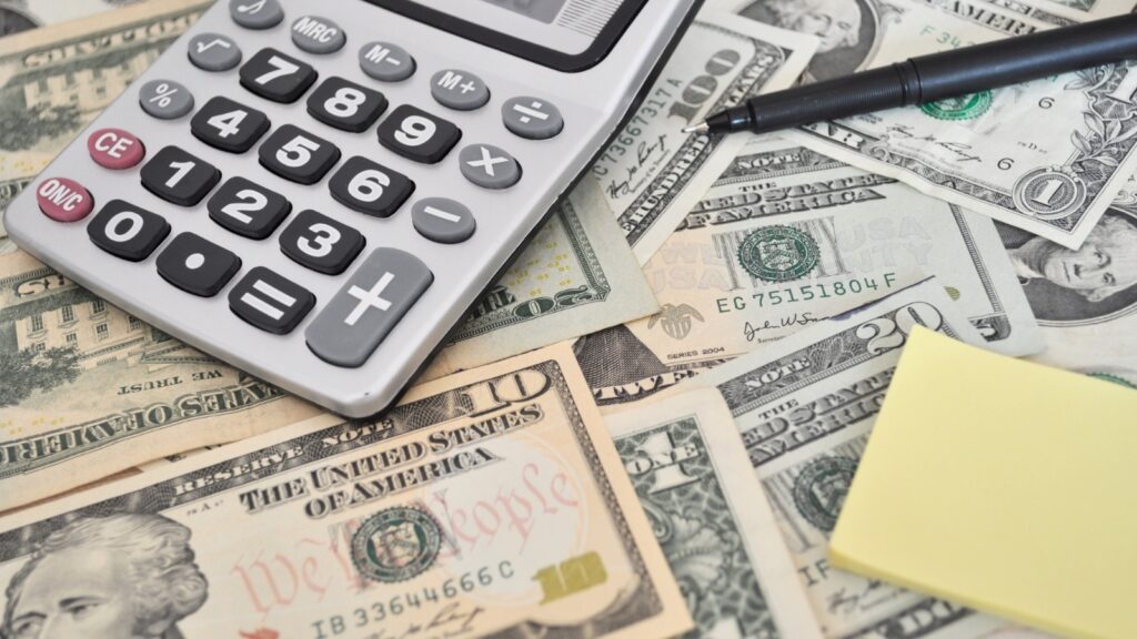 ¿Cómo invertir en Ecuador sin perder tu dinero?