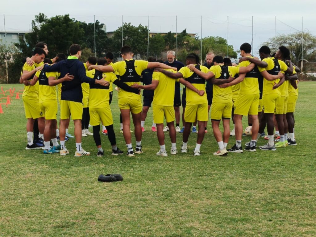 Delfín busca terminar su mala racha frente a Libertad