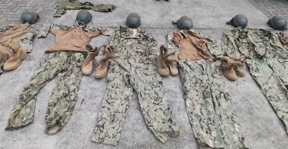 Detenidos en Babahoyo persecución policial termina con captura de falsos militares armados