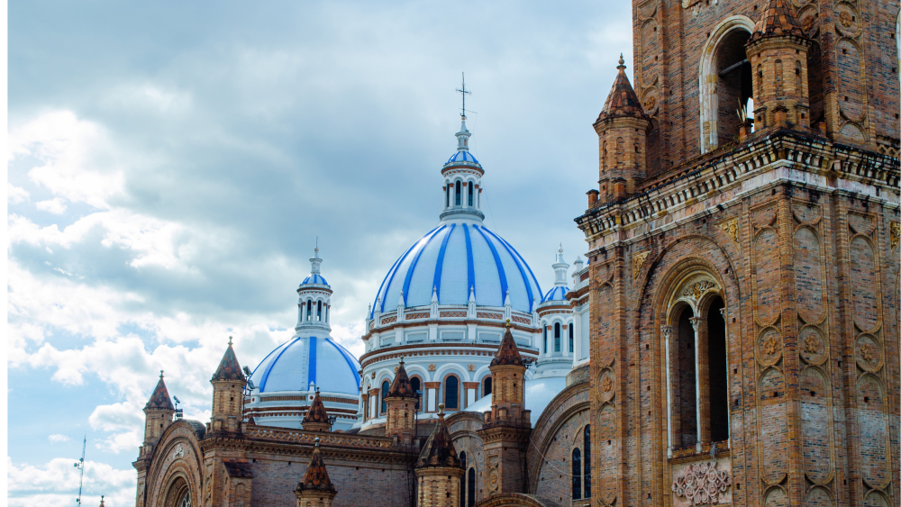 Este sábado 16 de agosto, Cuenca vivirá una jornada fresca con cielo nublado y lluvias posibles