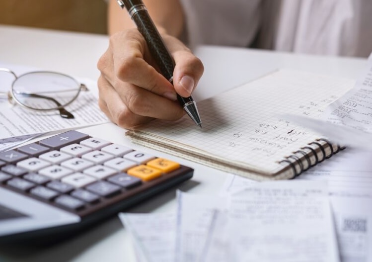 El Servicio de Rentas Internas (SRI) identificó irregularidades en solicitudes de devolución del 15 % del IVA y del Impuesto a la Renta.