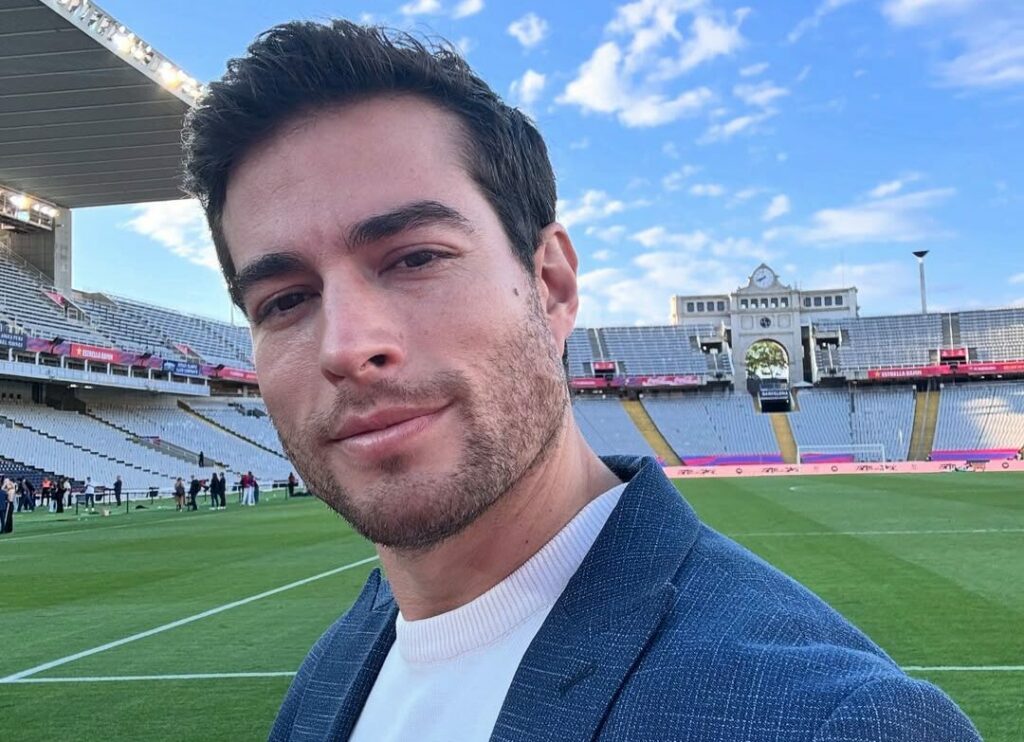 El actor ecuatoriano Danilo Carrera apuesta por el futuro de Deportivo Quito