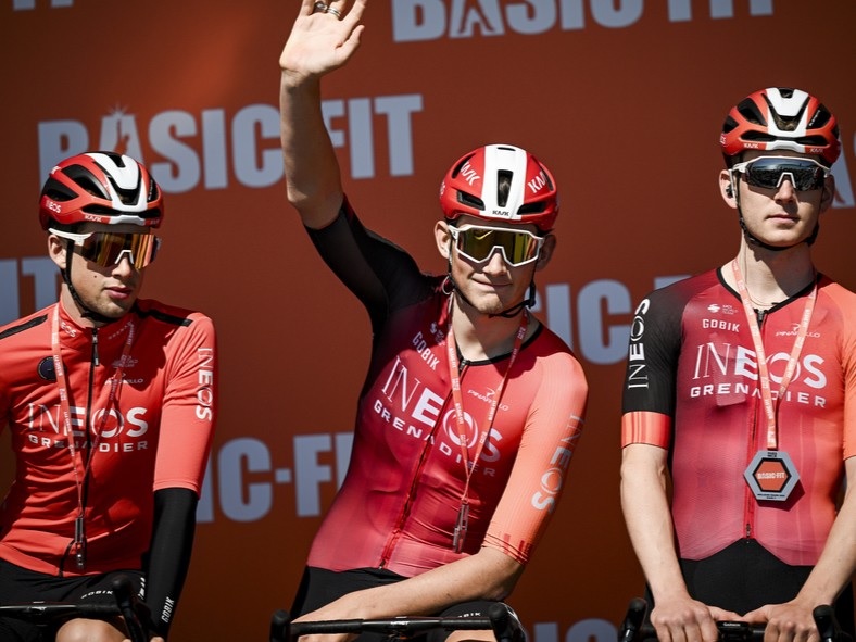 El equipo INEOS Grenadiers confirmó su alineación de ocho corredores para la 90ª edición de la Vuelta a España, que comienza este sábado 23 de agosto