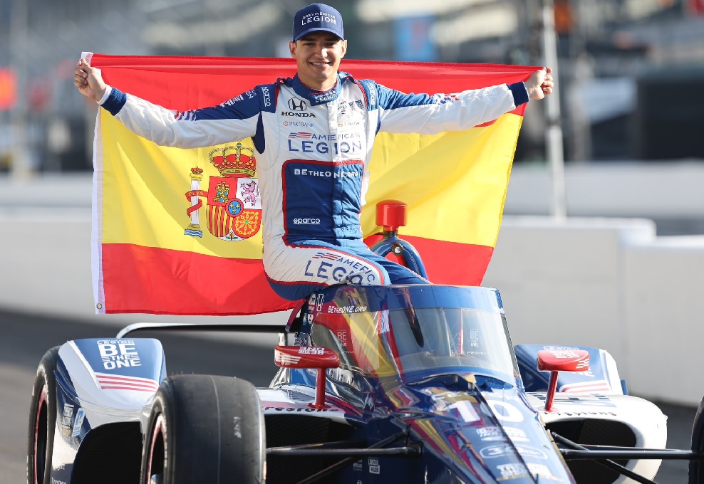 El equipo Red Bull Racing ha puesto su atención en el piloto español Álex Palou como posible compañero de Max Verstappen