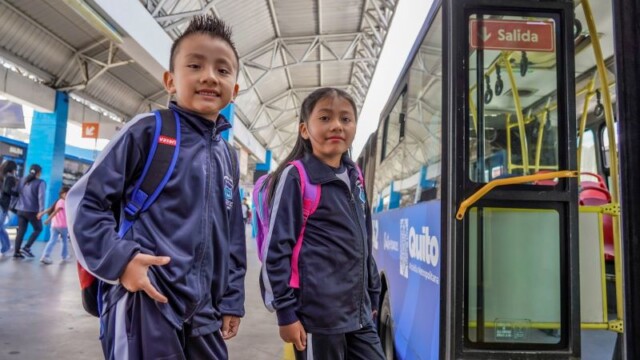Expresos escolares del Trolebús y la Ecovía listos para el retorno a clases en Quito