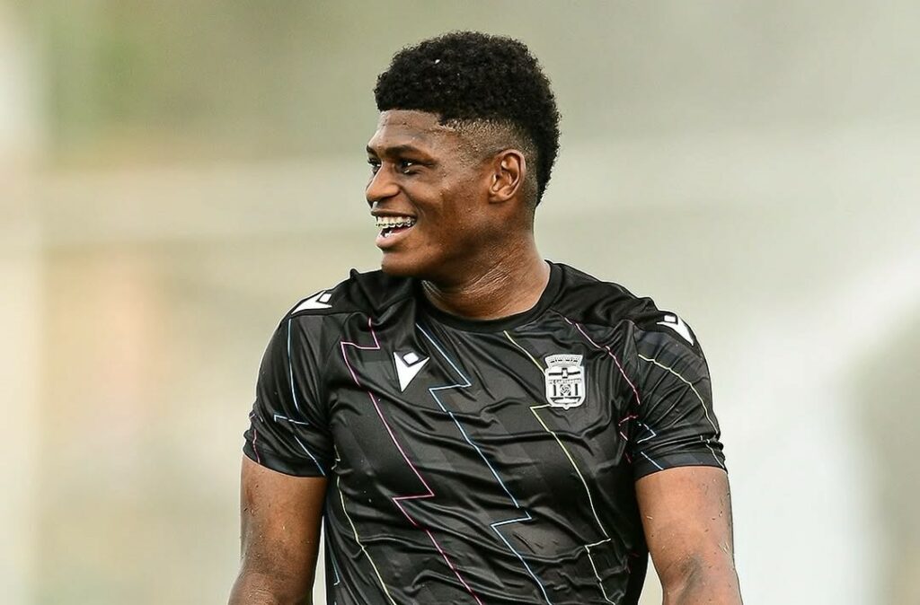 Jhafets Reyes, talento ecuatoriano, extiende su contrato con Cartagena