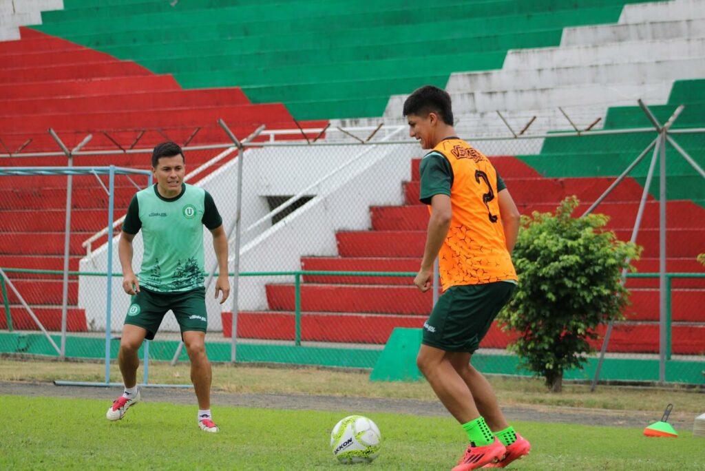 Liga de Portoviejo busca sellar su pase a semifinales ante Politécnico