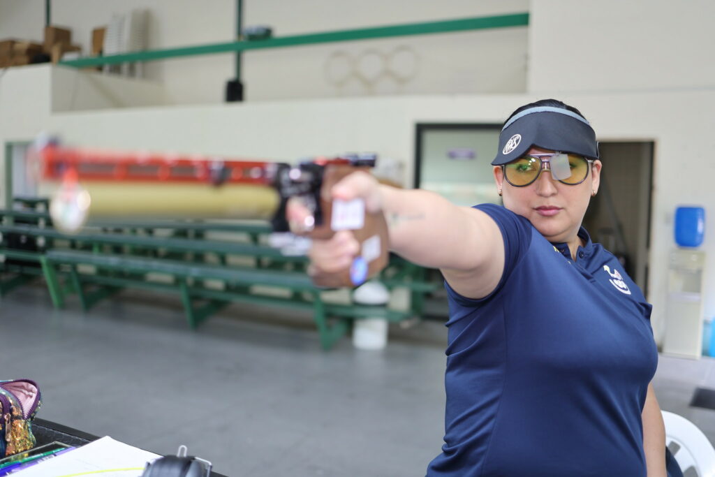 Marina Pérez, primera americana en el top 10 de pistola deportiva