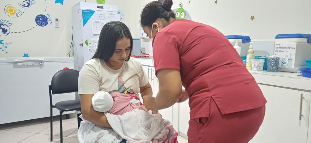Ministerio de Salud actualiza esquema de vacunación en Santo Domingo para reforzar inmunización infantil
