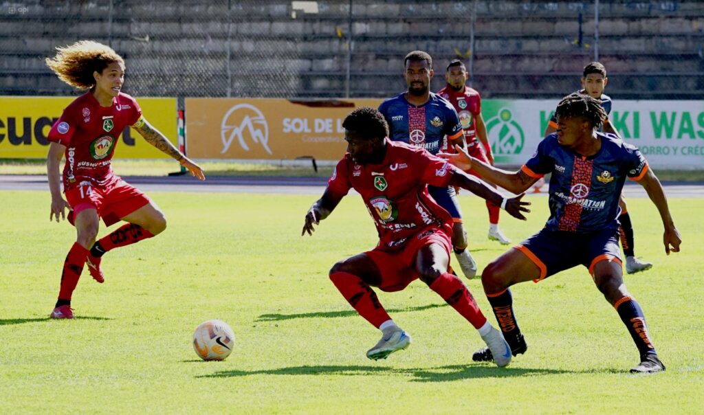 Mushuc Runa sufre una derrota clave ante Libertad y complica su situación en la LigaPro