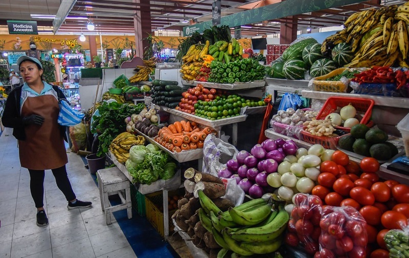 Quito moderniza 53 mercados con obras de repotenciación y regularización de comerciantes