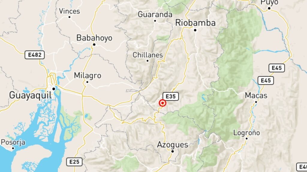 Un sismo de 4.5 grados se registró la madrugada de este domingo y se sintió en localidades de las regiones Costa y Sierra.