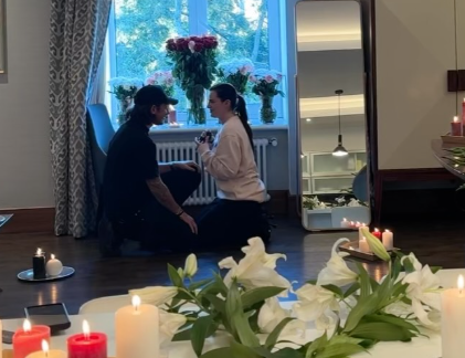 Bella Thorne divide opiniones tras pedir matrimonio a su prometido Mark Emms