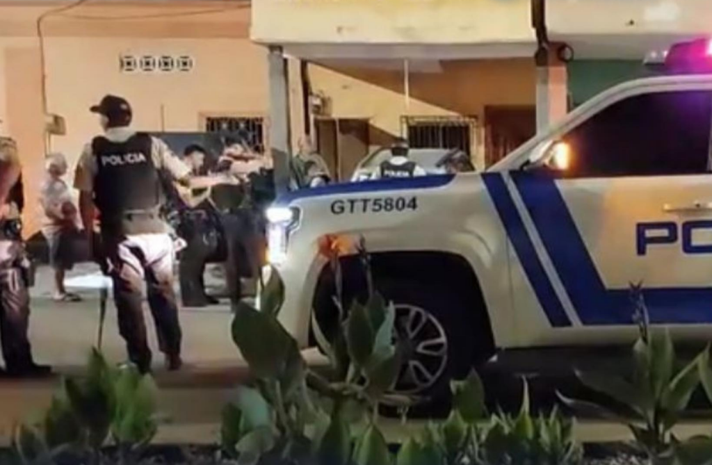 Terror en la madrugada: lanzan explosivo y amenazan a familia en Santa Rosa