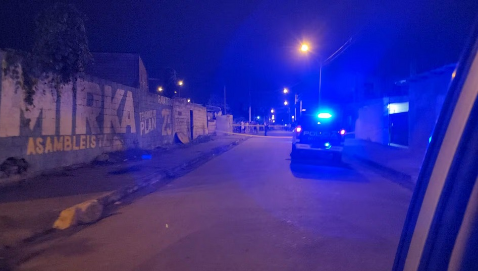 “Se lanzó para protegerla”: así murió Víctor Medina en el cumpleaños de su esposa