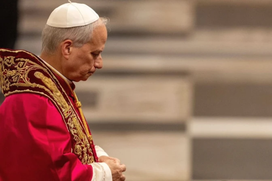 El Papa León XIV ora por víctimas de tiroteo en escuela católica de EE. UU.