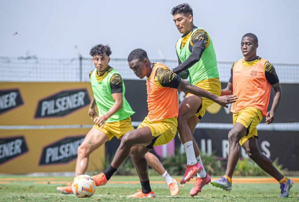 Barcelona con cuatro bajas para enfrentar a Aucas.