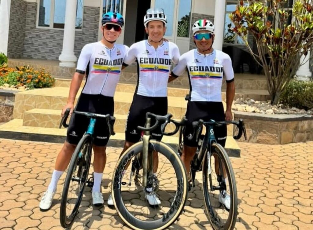 Martín López, Richard Carapaz y Jonathan Caicedo representarán a Ecuador en el Mundial de Ciclismo Ruanda 2025.
