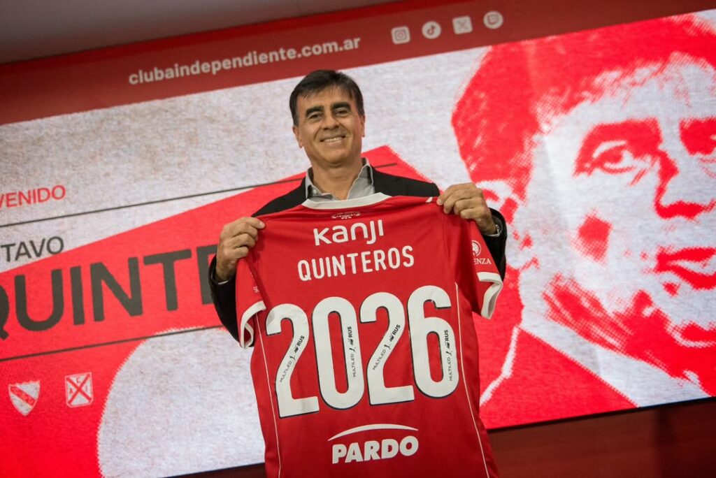 Gustavo Quinteros desde este lunes asume como DT de Independiente de Avellaneda.