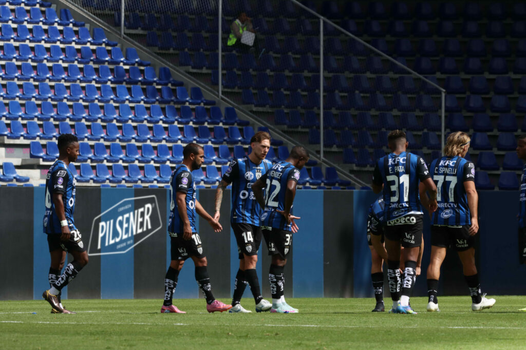 Independiente del Valle recibe a Once Caldas en la ida de los cuartos de la Sudamericana 2025. El duelo será este miércoles en Quito.
