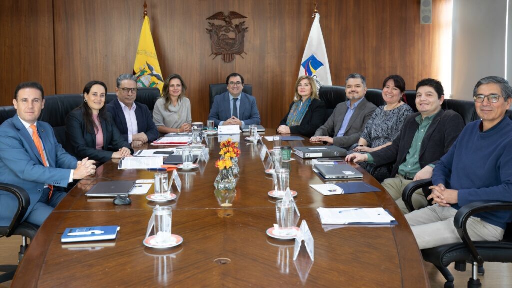La Corte Constitucional da luz verde condicionada a la consulta popular propuesta por Noboa para convocar a una constituyente. (X-Corte Constitucional)