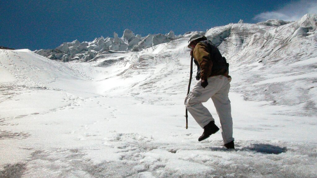 Ministerio de Ambiente habilita el acceso a la cumbre del nevado Cayambe con restricciones. (Ministerio de Turismo)