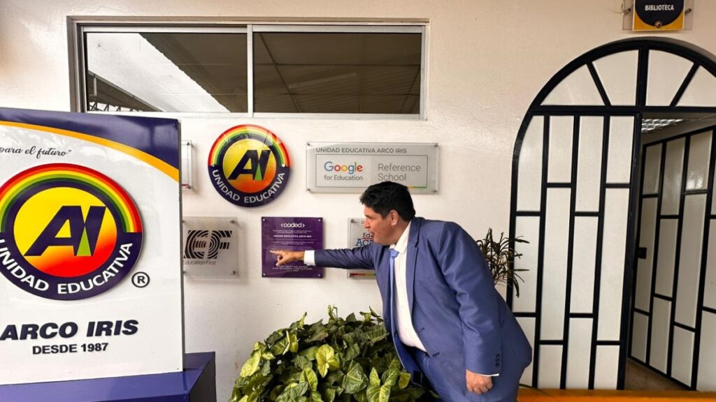 Esta es la única unidad educativa de Ecuador con certificación de Google, docentes y alumnos usan 24 aplicativos del gigante tecnológico. El Diario.