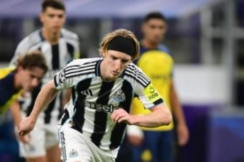 Union SG es goleado por Newcastle en el estadio Lotto Park.