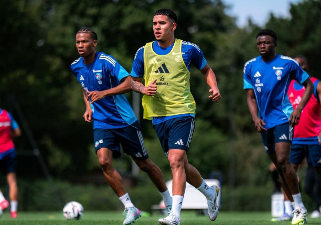 El ecuatoriano Kendry Páez tendría minutos en Racing de Estrasburgo ante Jagiellonia Białystok.