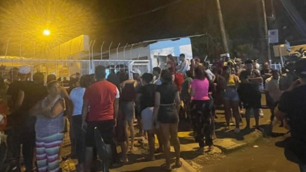 Un niño de cinco años y un adulto murieron durante un atentado registrado en el cantón Ventanas, provincia de Los Ríos.