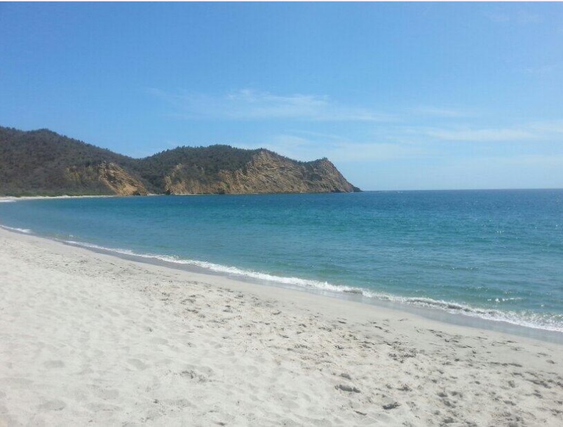 La playa Los Frailes, ubicada en el cantón Puerto López, en la provincia de Manabí, es la mejor playa del Pacífico.