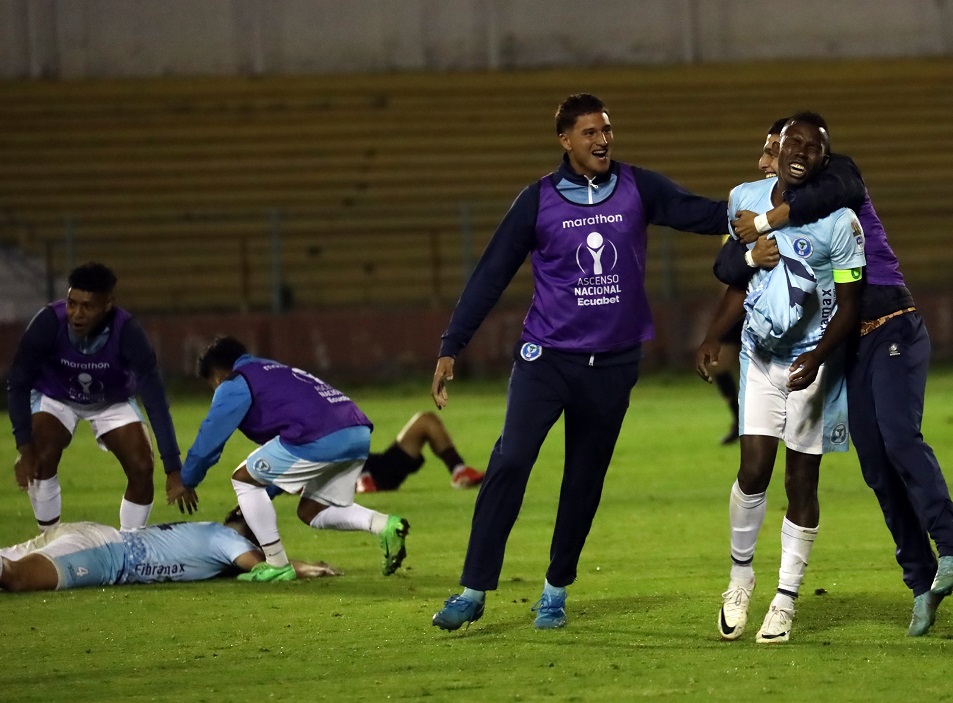 Ampetra y Cuenca Juniors se convirtieron en los primeros clasificados a las semifinales del Torneo Nacional de Ascenso 2025.