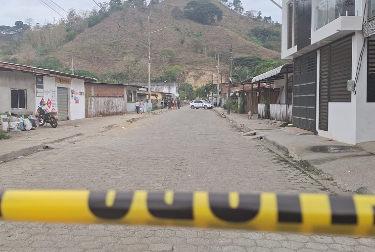 Dos policías pertenencientes a la Policía Juficial fueron asesinados a tiros en el cantón Olmedo