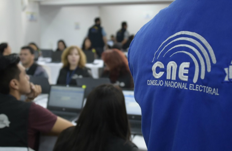 El Consejo Nacional Electoral (CNE) activará este domingo 16 de noviembre el mismo sistema informático empleado en las elecciones presidenciales de 2025.