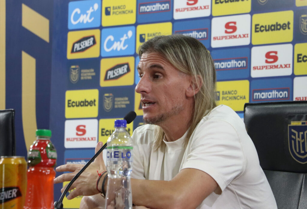 El rendimiento de Sebastián Beccacece con Ecuador divide opiniones en dos exglorias previo al duelo ante Nueva Zelanda