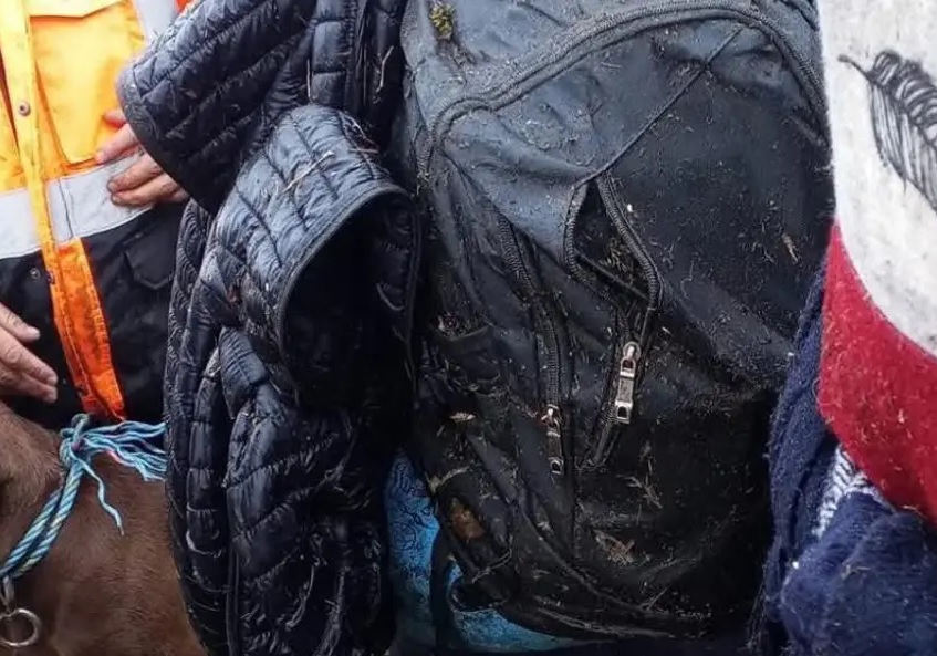 Este martes 11 de noviembre y tras dos días de intensa búsqueda, familiares de Lucas Campaña Pérez, encontraron su mochila y su chompa.